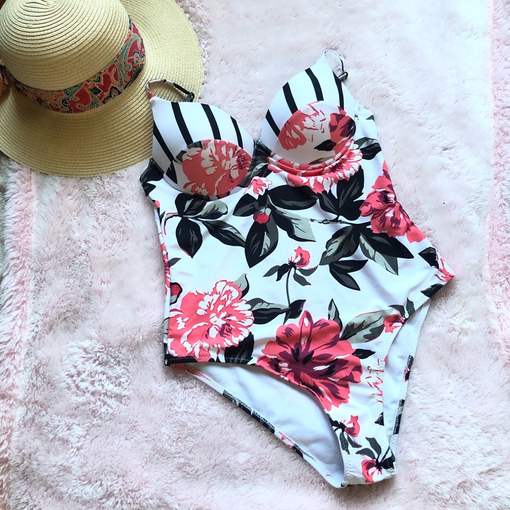 CUPSHE One Piece Swimsuit